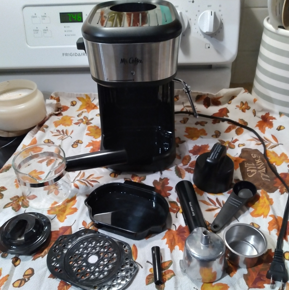 Mr. Coffee 4-Shot Steam Espresso Cappuccino and Latte Maker - Black/Silver